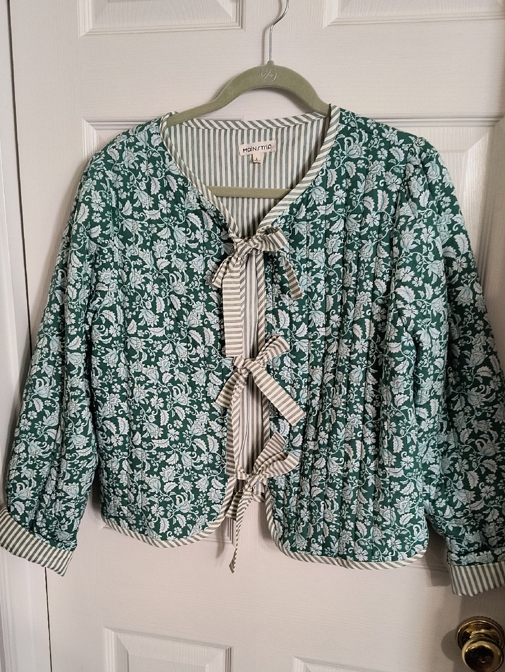 MainStrip Striped Quilted Lined Jacket in Sage Green